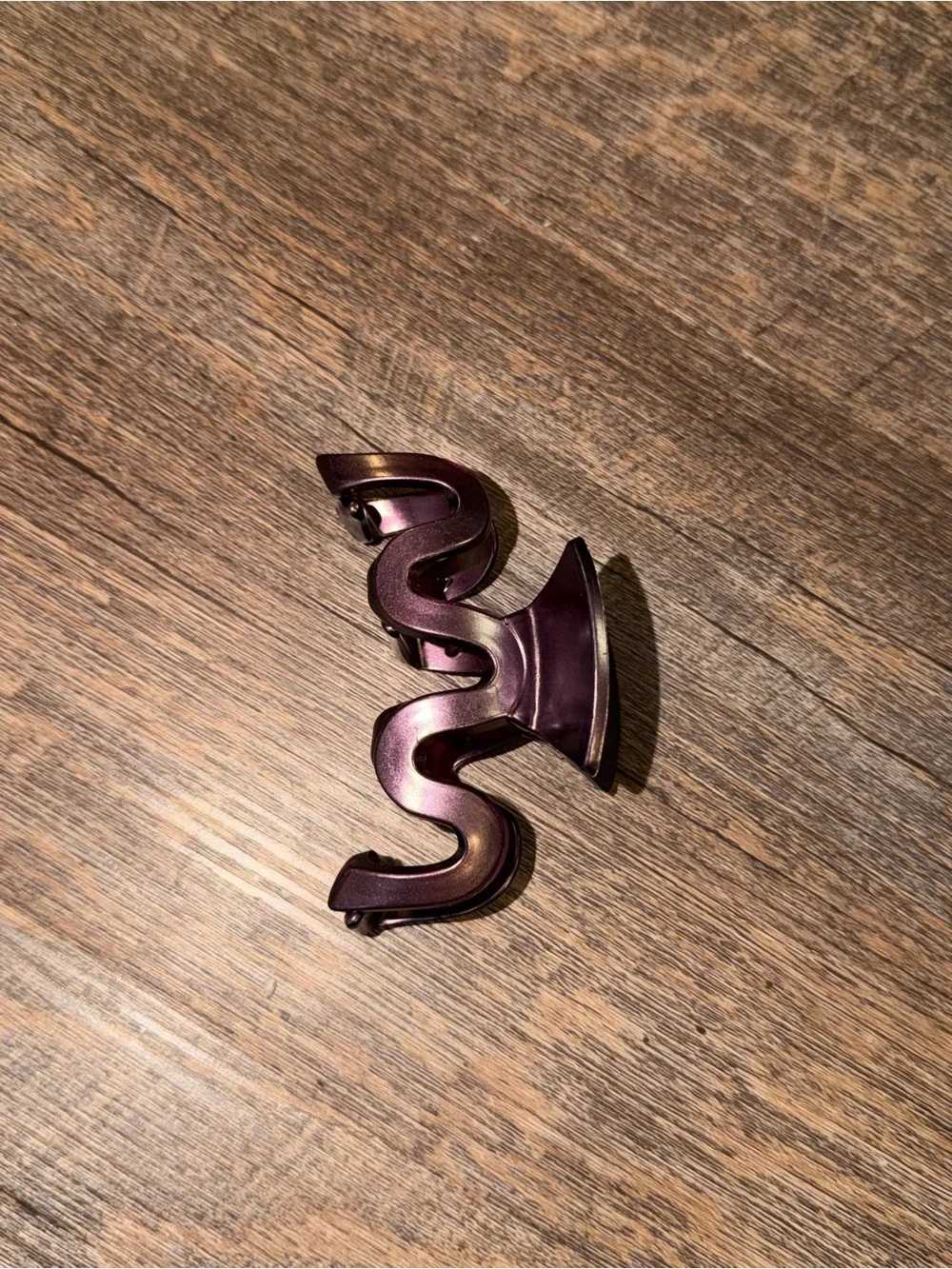 T.J.Maxx Purple Wavy Hair Claw Clip